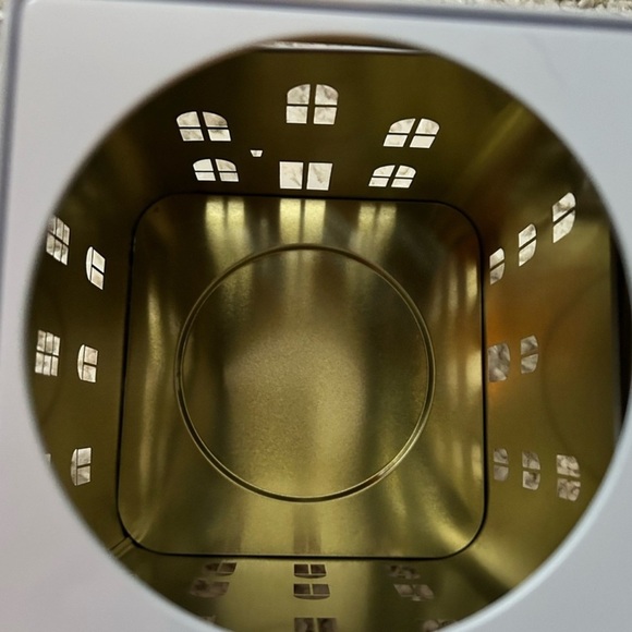 PartyLite 3 Wick Can Jar/Tin Festive Holiday House Decor - Red, Green, Gold - Picture 2 of 2